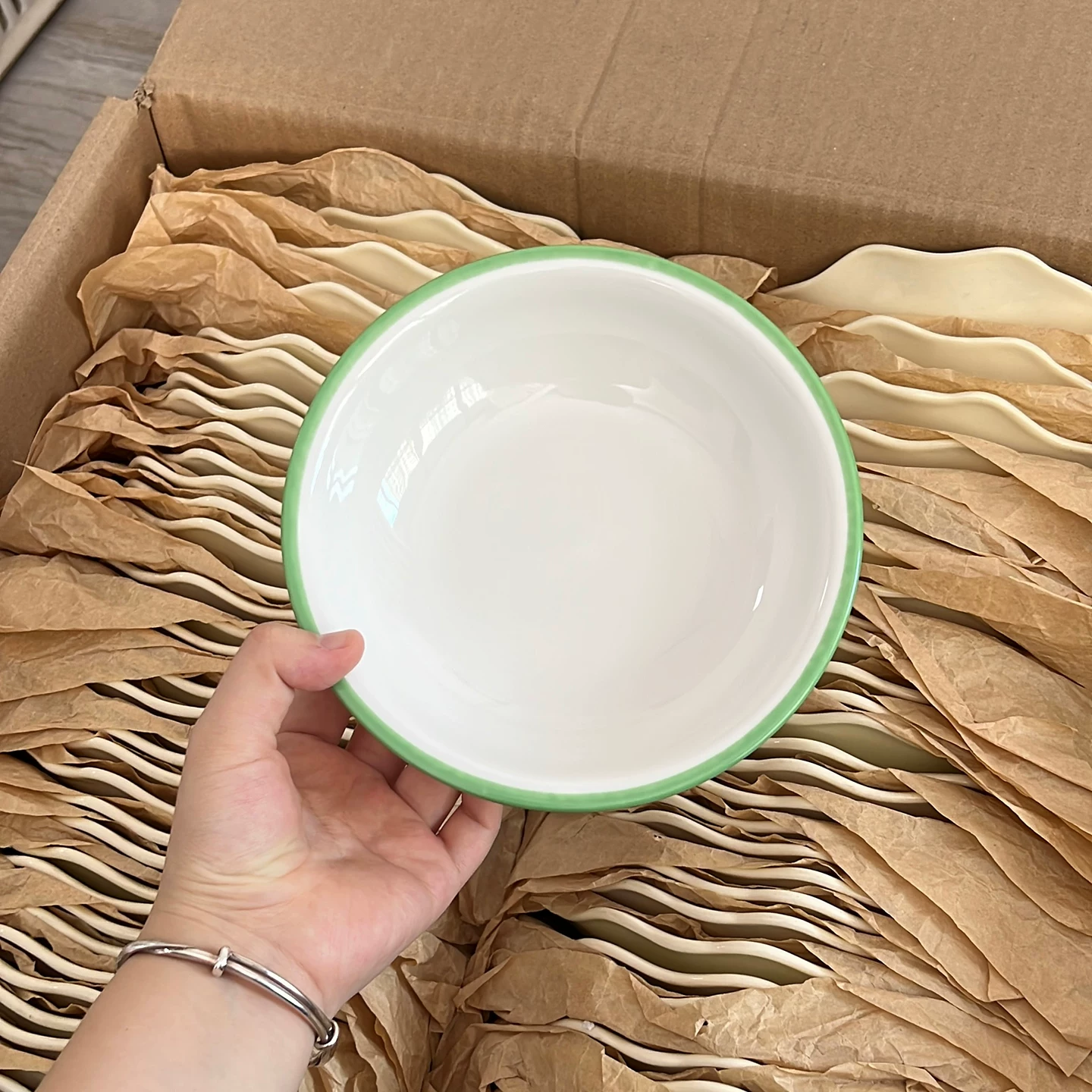 Nordic Green Rim Ceramic Bowl - Minimalist Fresh Tableware
