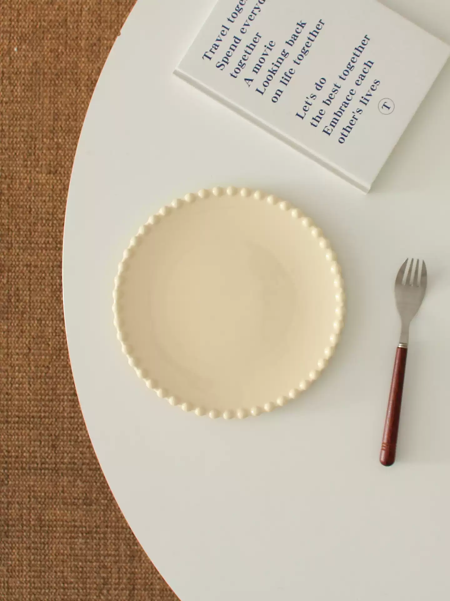 Nordic Beaded Rim Ceramic Plate - Vintage Cream Tableware