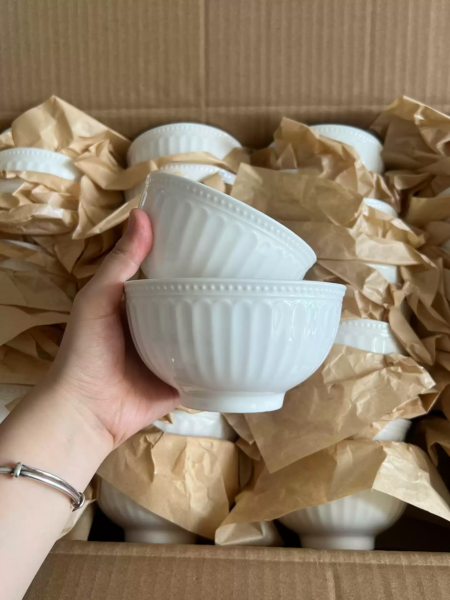 Nordic Beaded Rim Ceramic Bowl - Vintage White Tableware