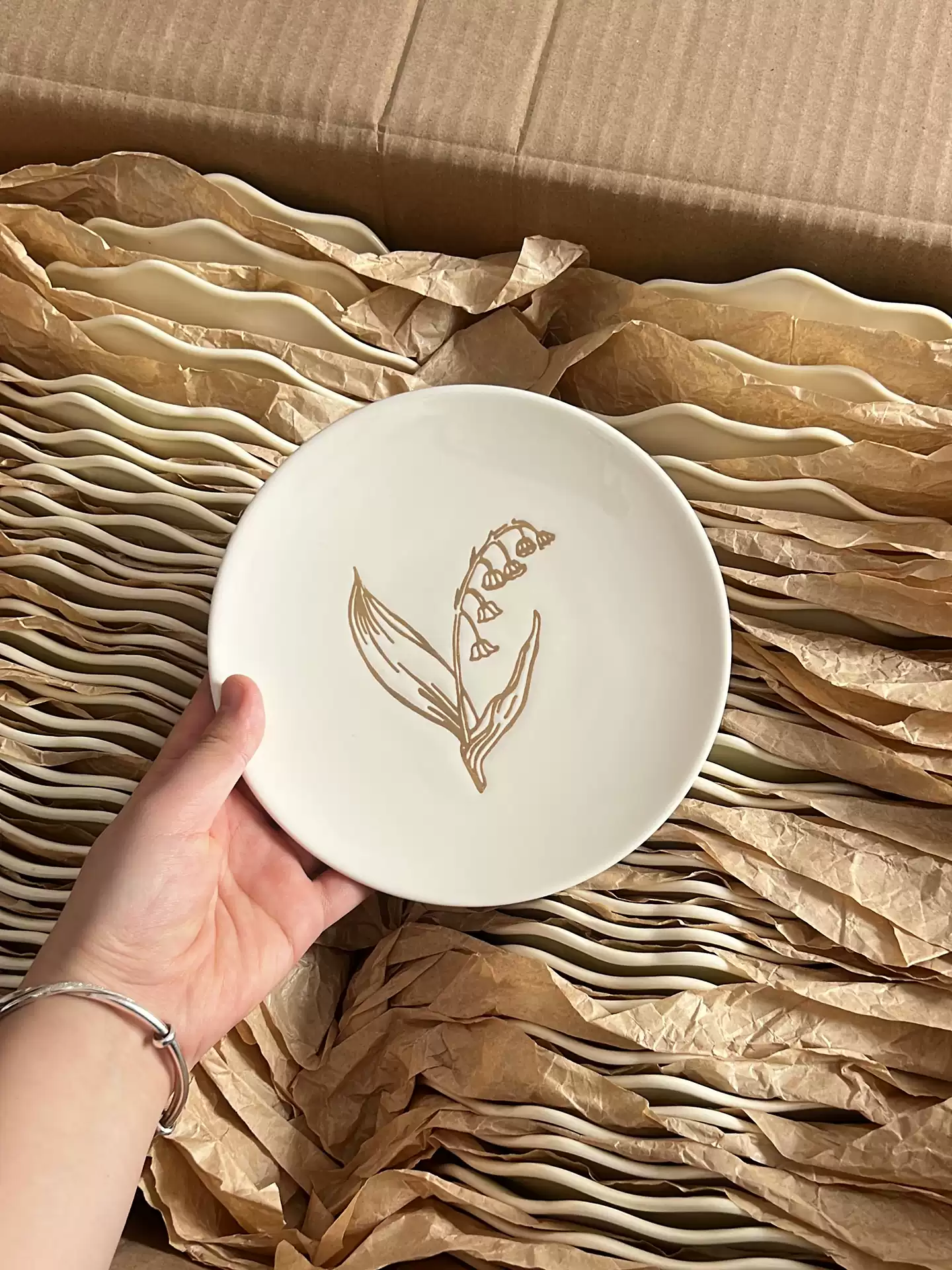 Nordic Lily of the Valley Ceramic Plate - Hand-Painted Botanical Tableware