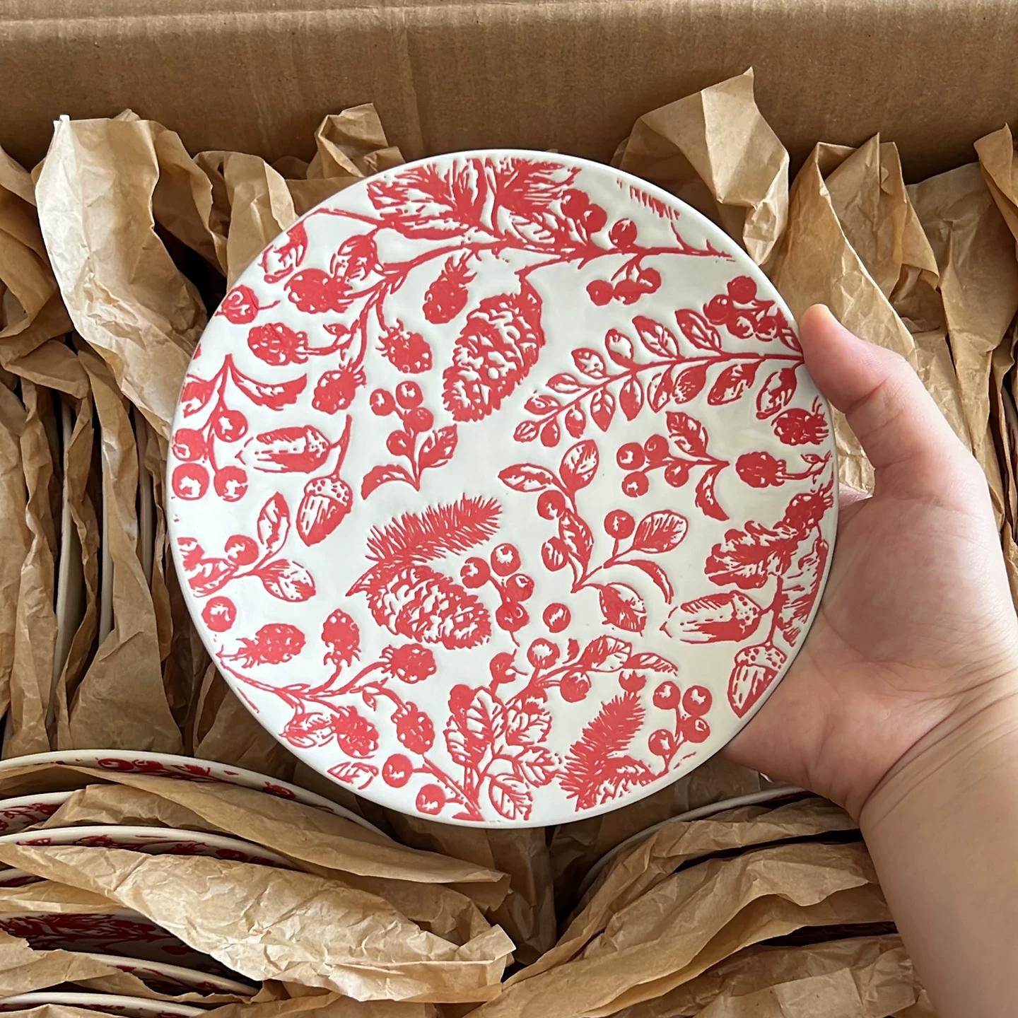 Nordic Red Botanical Ceramic Plate - Vintage Forest Tableware