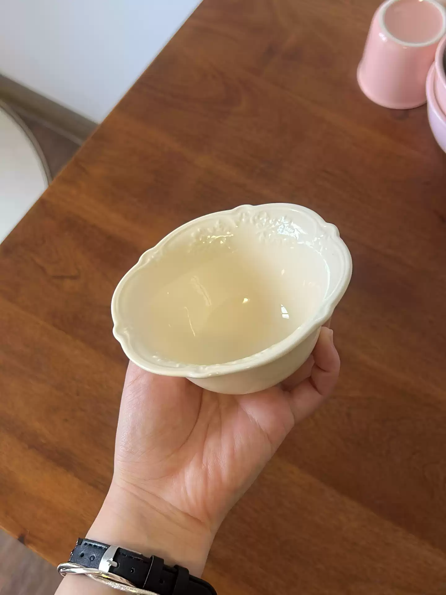 Nordic Scalloped Relief Ceramic Bowl - Vintage Cream Tableware
