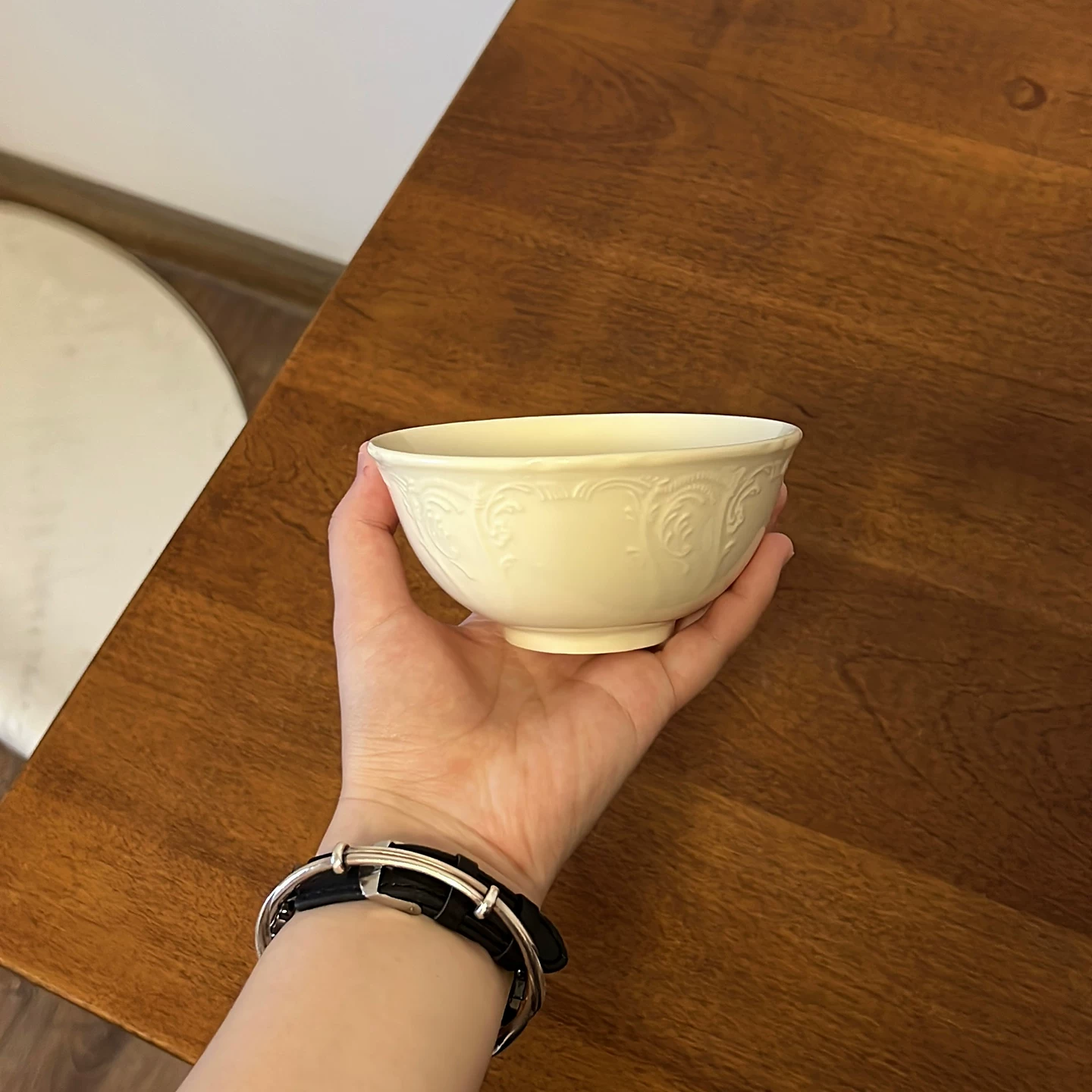 Nordic Floral Relief Ceramic Bowl - Vintage Cream Tableware